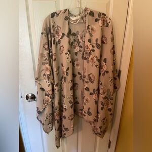 LC Lauren Conrad Rose Print Beige Cape